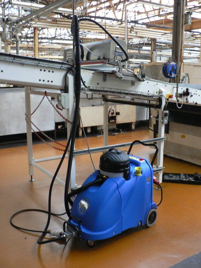 Conveyor belt cleaning solutions for food factories, utilising commercial steam cleaners and commercial steam vacuum cleaners. These solutions ensure thorough and hygienic cleaning of conveyor belts, reducing downtime and preventing contamination in food production environments.