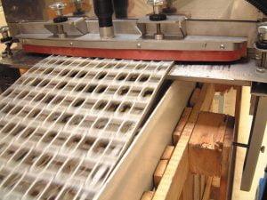 interlock belt cleaning02