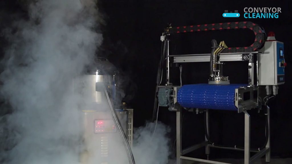 Automatic Conveyor Belt Cleaning with Linear X Drive system