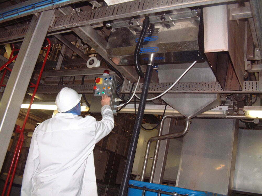 Under Conveyor Belt Cleaning