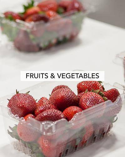 Steam cleaning a conveyor belt for fruits and vegetables, ensuring thorough and hygienic maintenance suitable for food safety standards